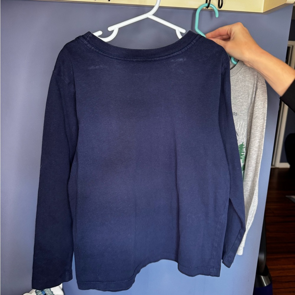 Hanna Andersson Navy Space and Gray Nature Long Sleeve Tees - Picture 3 of 7